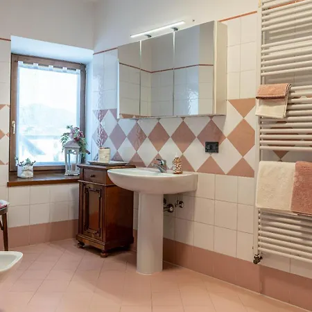 Al Borgo, Ospitar Apartment *